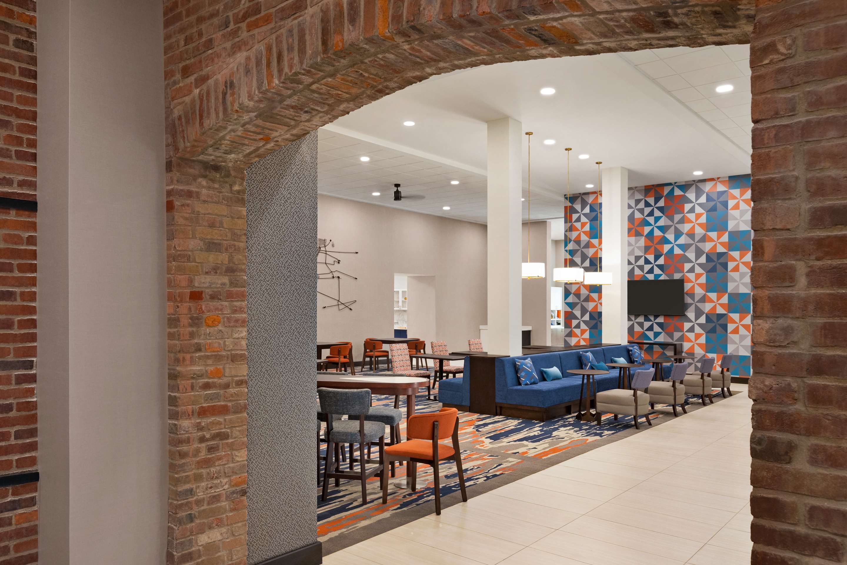 Breakfast Area | Homewood Suites by Hilton Indianapolis Downtown IUPUI