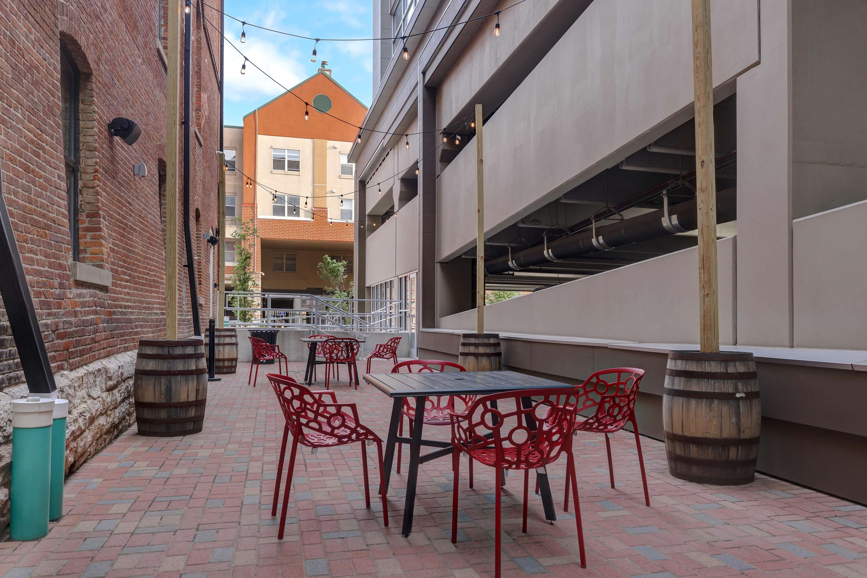 Exterior | Homewood Suites by Hilton Indianapolis Downtown IUPUI