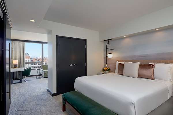  - Hotel 1000 Downtown Seattle