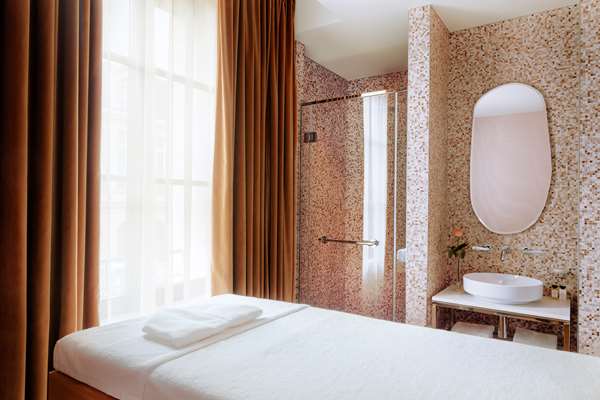 HOTEL MADAME REVE - Photo 25