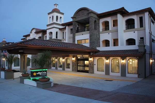 Exterior view - La Quinta Inn & Suites near Wharf Santa Cruz