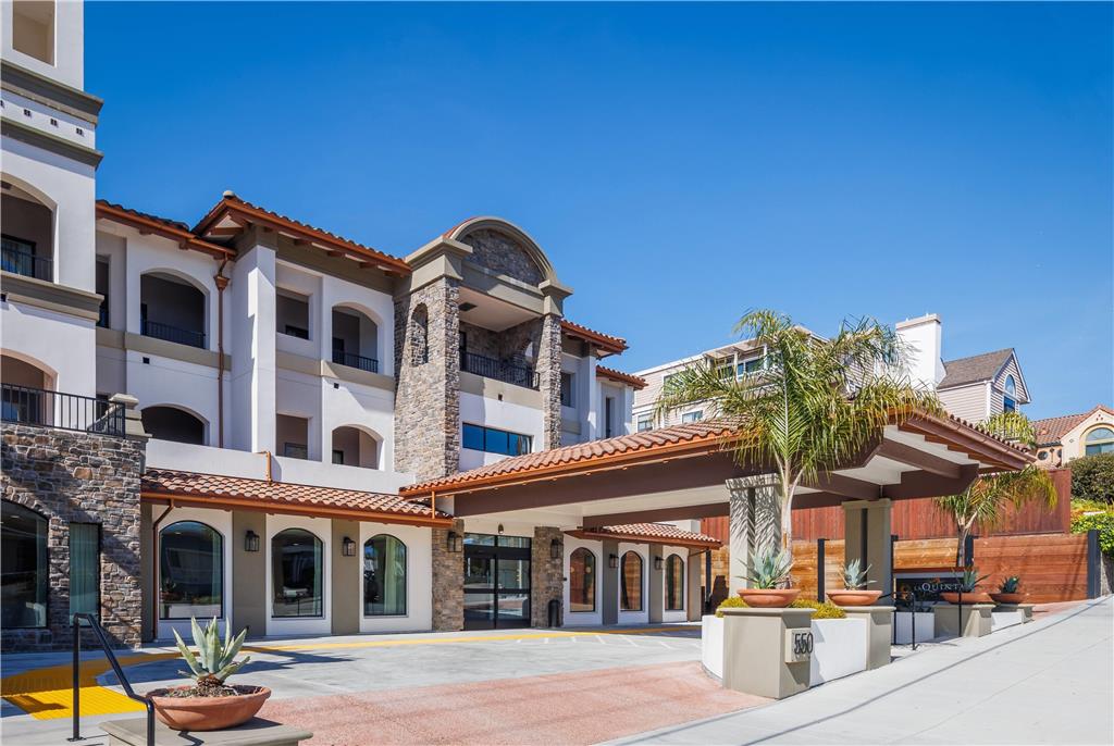 La Quinta Inn & Suites by Wyndham