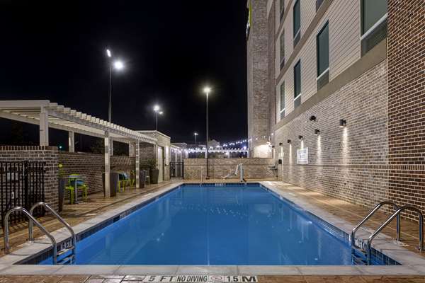 Pool - Home2 Suites by Hilton Blythewood