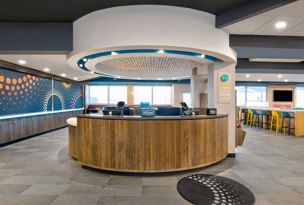  - Tru by Hilton Hotel One Loudon Ashburn