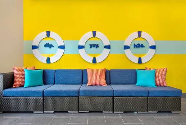 Pool - Tru by Hilton Hotel One Loudon Ashburn