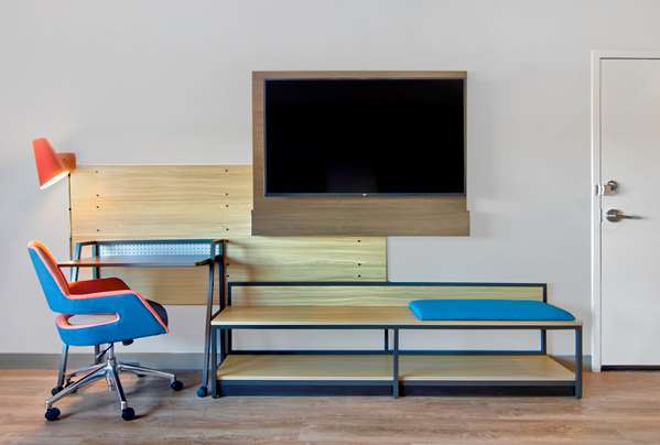  - Tru by Hilton Hotel One Loudon Ashburn