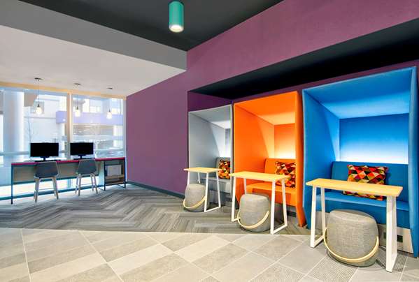 Conference Area - Tru by Hilton Hotel One Loudon Ashburn