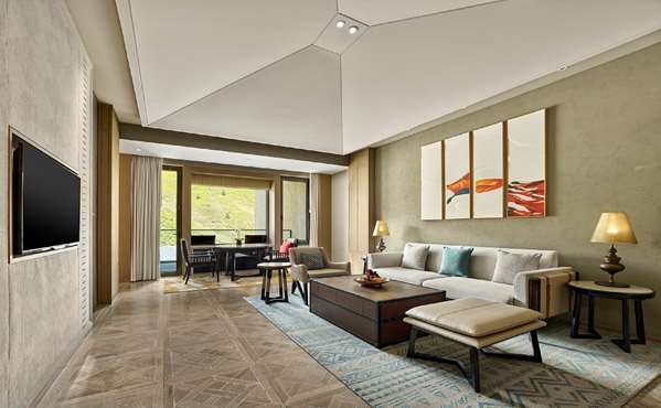 CONRAD JIUZHAIGOU - Photo 29