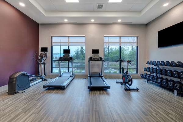 Fitness/ Exercise Room - Hampton Inn & Suites Burlington
