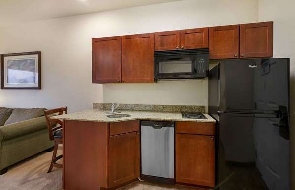  - Extended Stay America Suites Minot