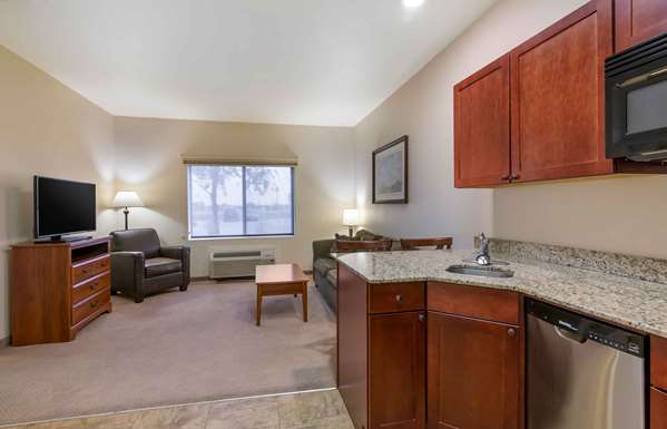  - Extended Stay America Suites Minot