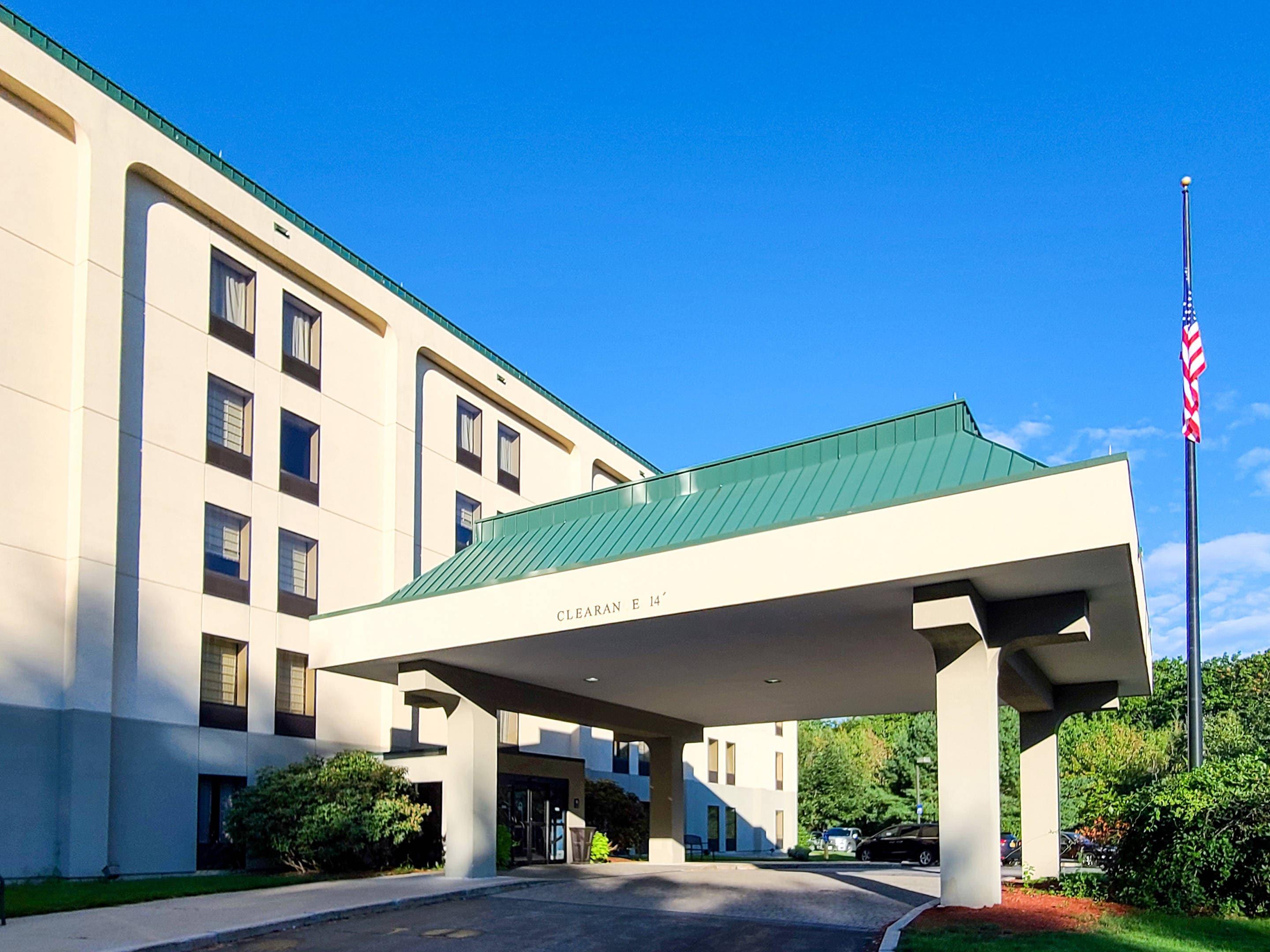 Hotel exterior | Comfort Inn Saco-Old Orchard Beach