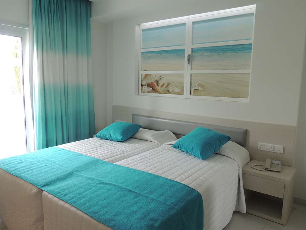 ANESIS HOTEL-guestroom-Guest Room,On-Site.jpg