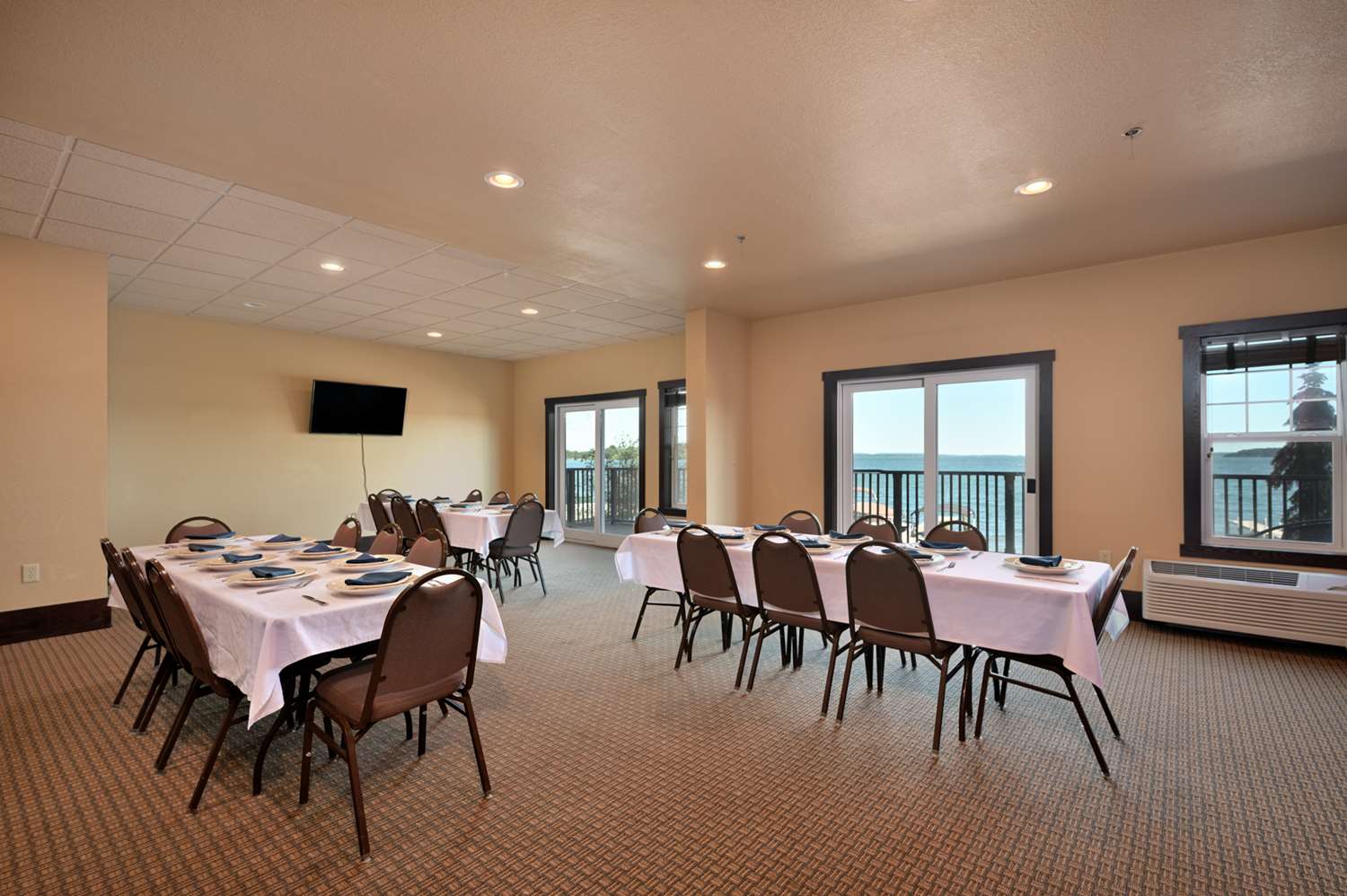 Chase on the Lake Resort Walker, MN See Discounts