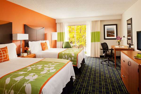  - Querque Hotel University Area Albuquerque - I-40, Exit 159A & 159D