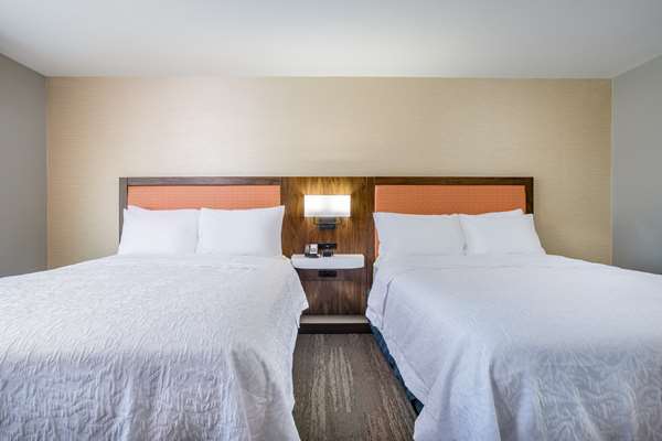  - Hampton Inn Bedford