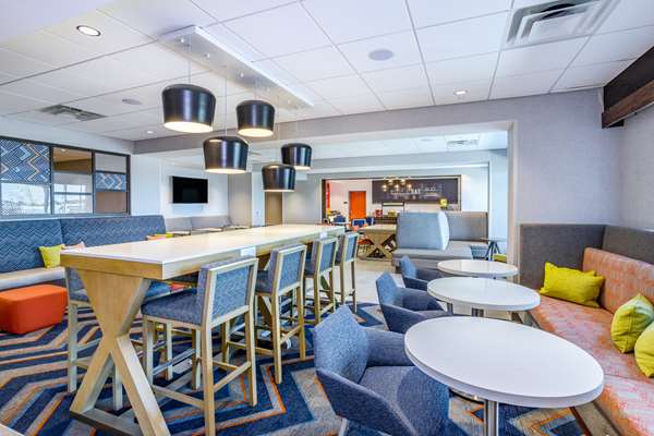 Amenities - Hampton Inn Bedford