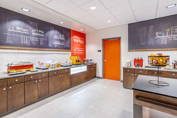 Amenities - Hampton Inn Bedford