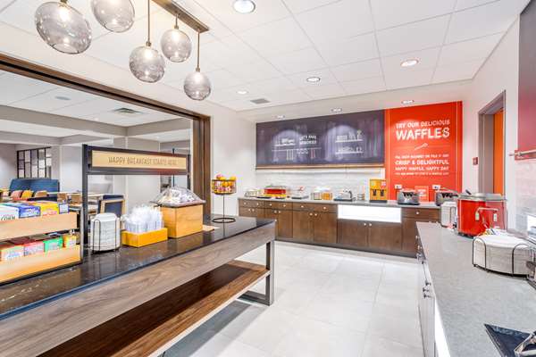 Amenities - Hampton Inn Bedford