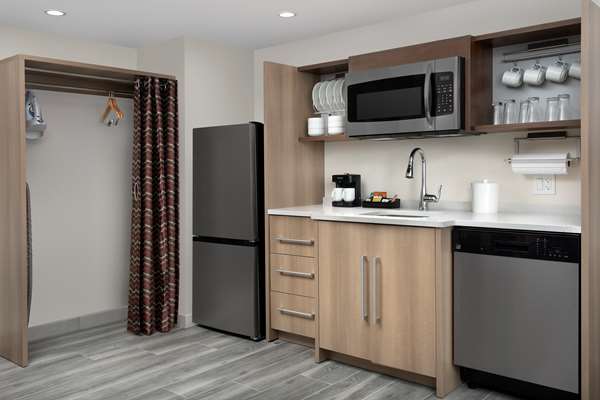  - Home2 Suites by Hilton Airport South Blue Lagoon Miami