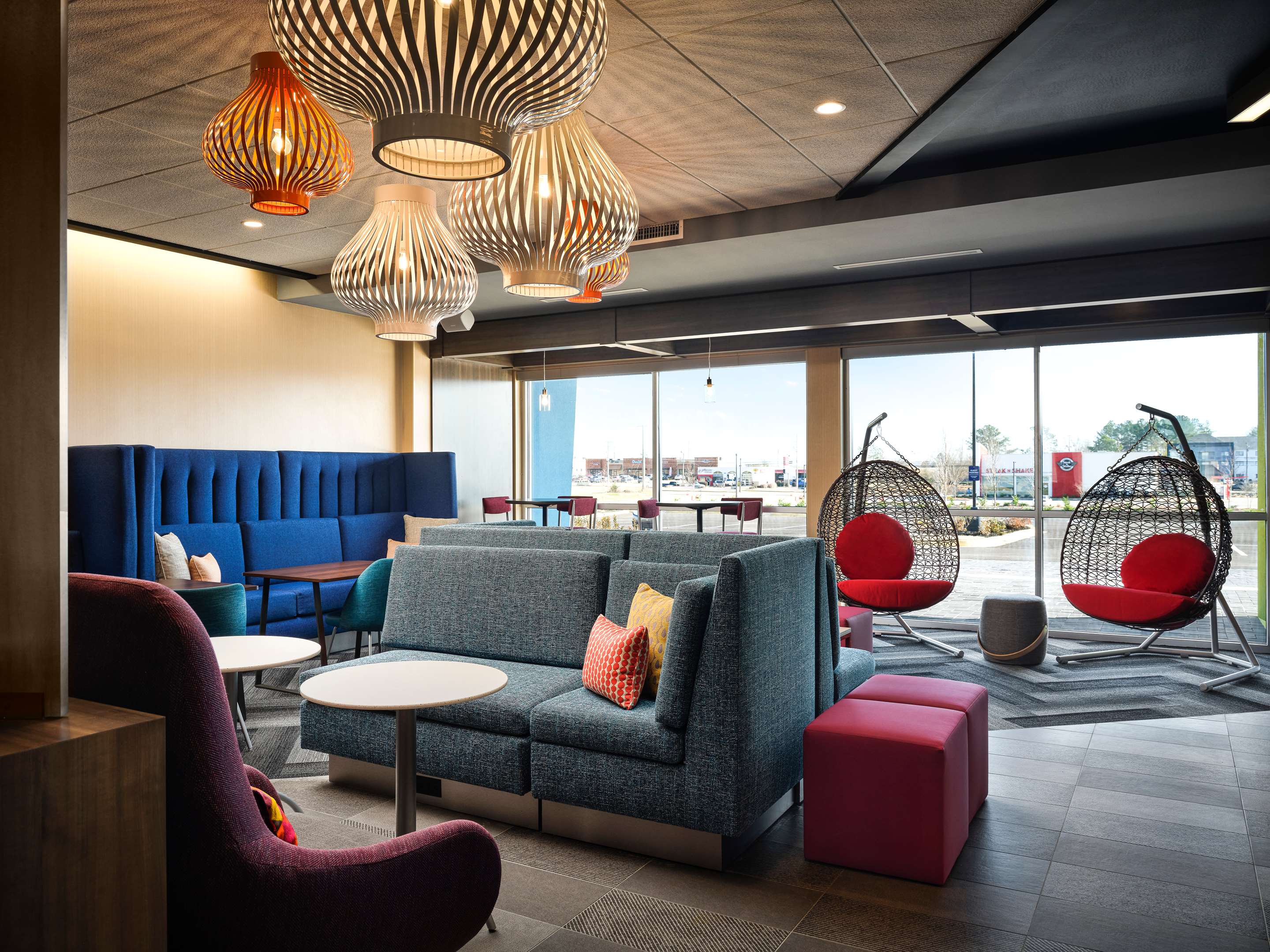 Lobby | Tru By Hilton Tupelo, Ms