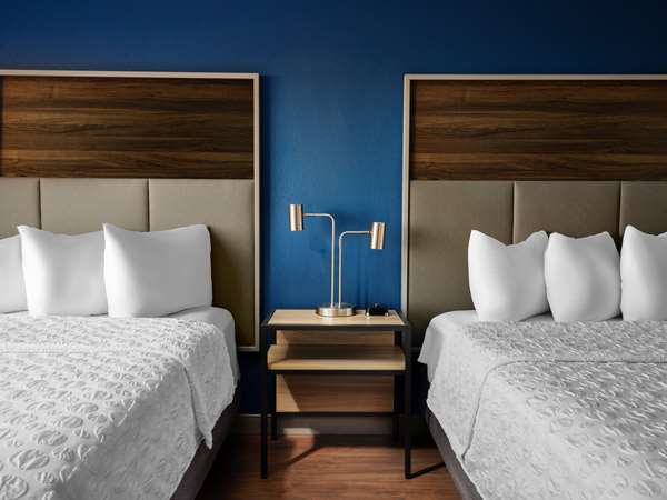  - Tru by Hilton Hotel Tupelo