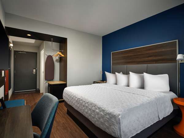  - Tru by Hilton Hotel Tupelo