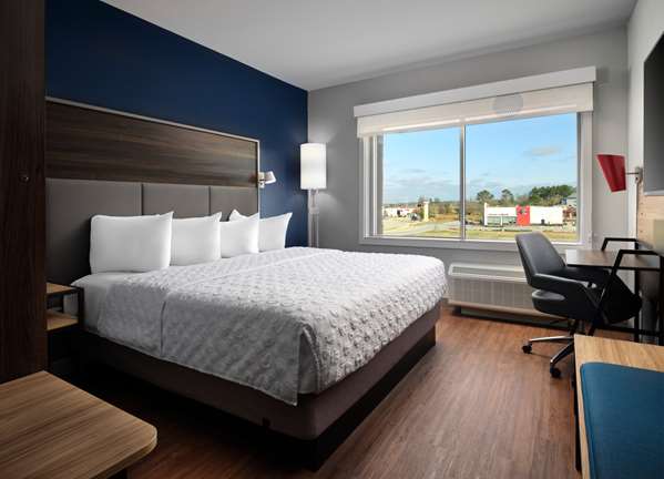  - Tru by Hilton Hotel Tupelo