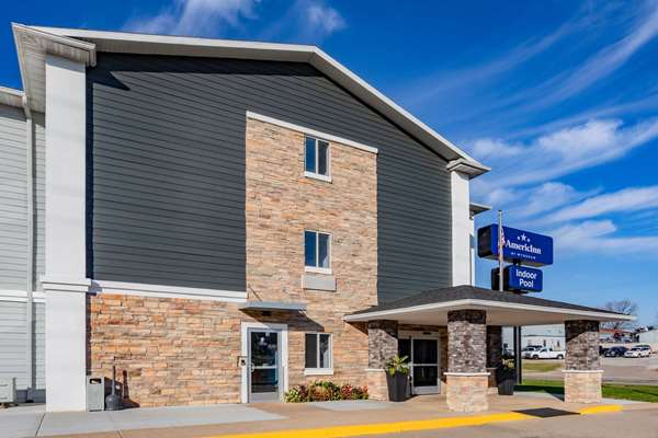 Exterior view - AmericInn Quincy