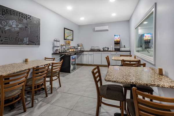 Amenities - AmericInn Quincy