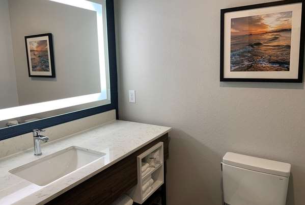  - La Quinta Inn & Suites North Galveston Island