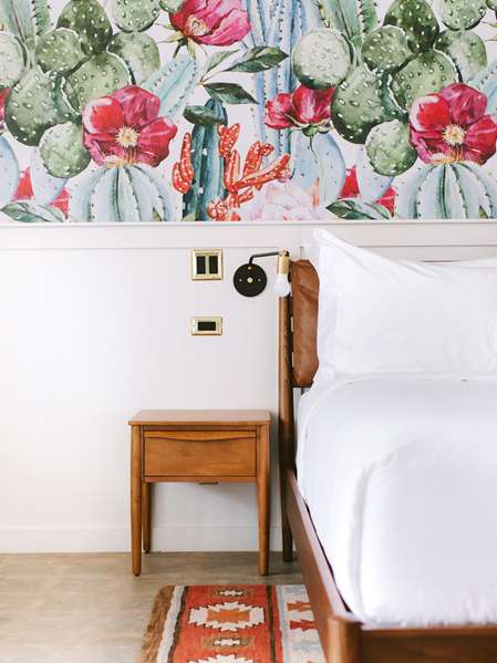  - Rise Uptown Hotel Phoenix