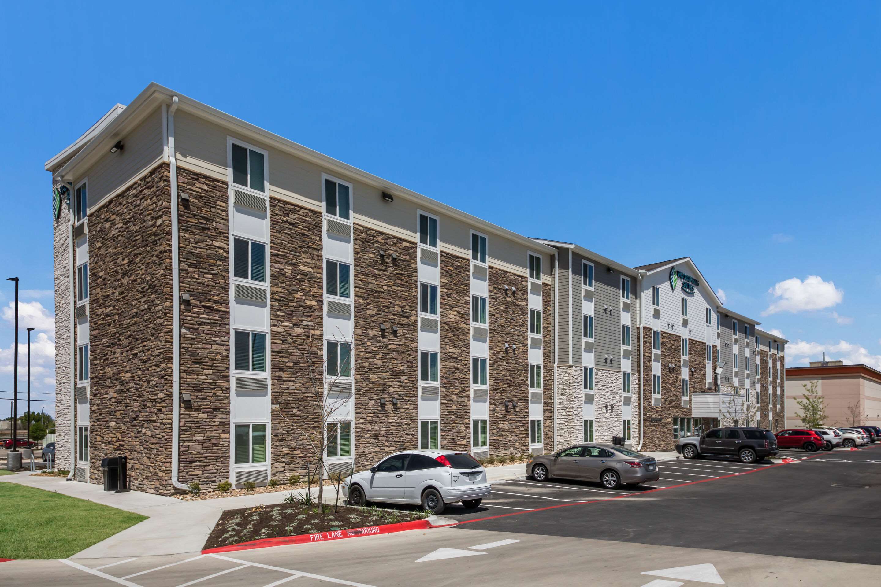 Hotel exterior | WoodSpring Suites Round Rock-Austin North