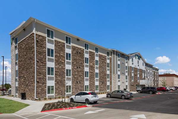 Exterior view - WoodSpring Suites Round Rock