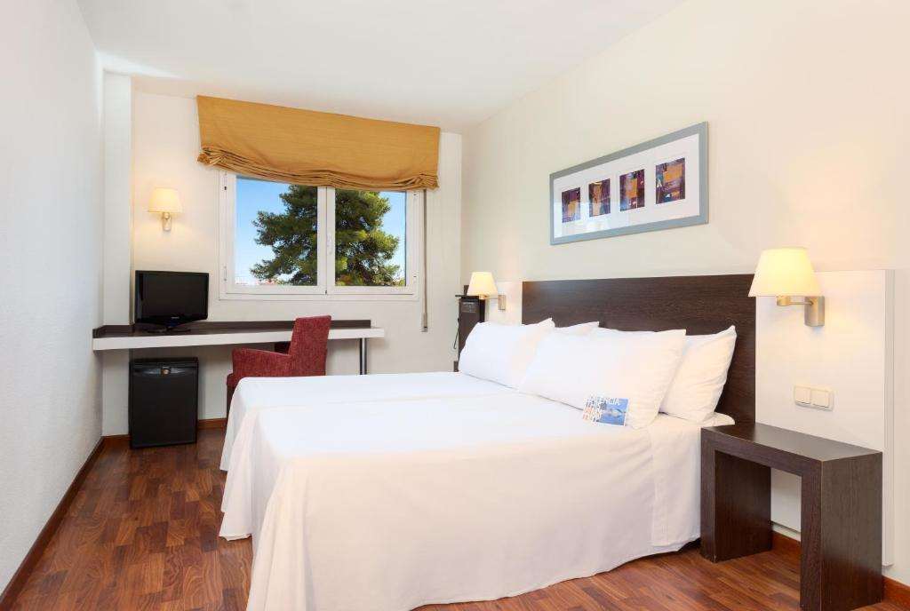 HOTEL PORT FERIA VALENCIA-guestroom-Guest Room,On-Site.jpg