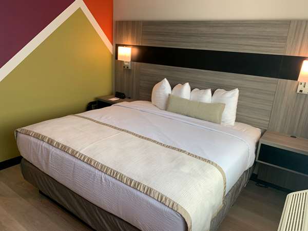  - Best Western Plus Brooklyn Prospect Park