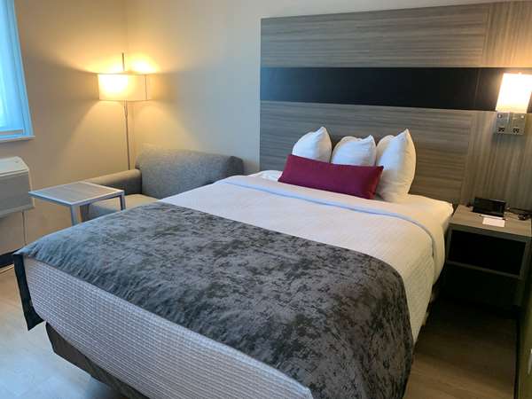  - Best Western Plus Brooklyn Prospect Park