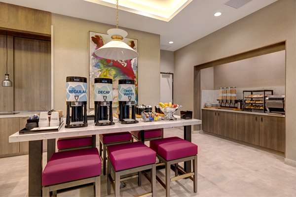 Amenities - Hilton Garden Inn Temecula - I-15, Exit 59