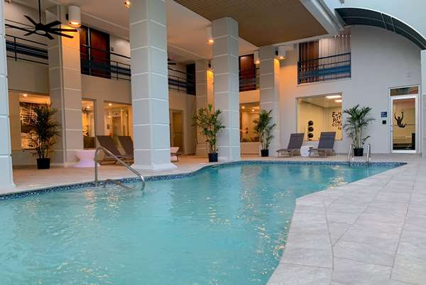 Pool - TRYP Hotel by Wyndham Mayaguez