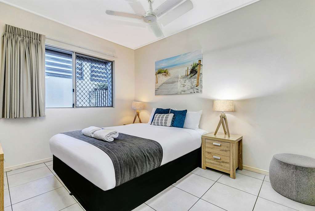 RAMADA ENCORE HERVEY BAY-guestroom-Guest Room,On-Site.jpg