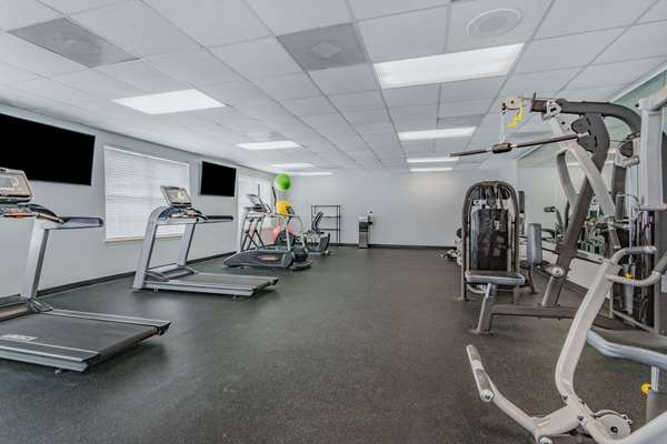 Fitness/ Exercise Room - Vacation Villas 2 Kissimmee