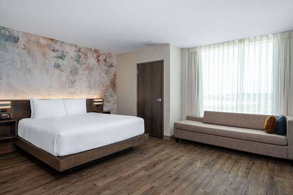 Suite - Wyndham Hotel Westfield