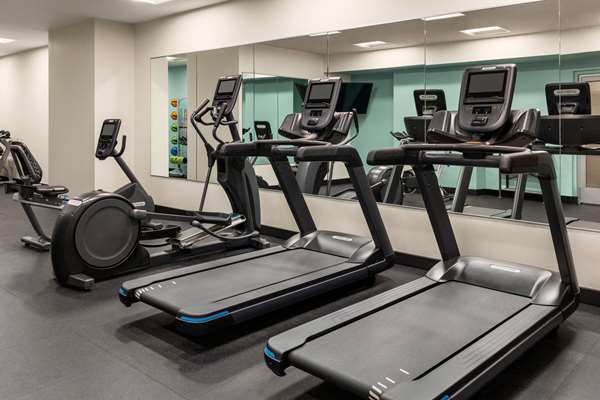 Fitness/ Exercise Room - Orbit Hotel Fairview Park - I-480, Exit 9