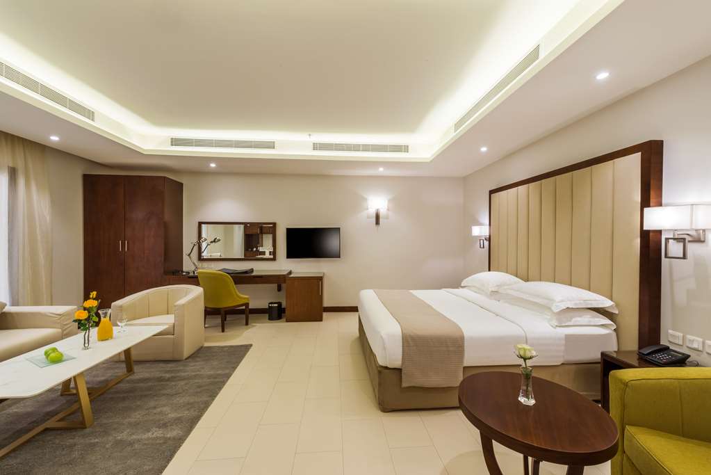 Best Western Plus Al Qurayyat City Center - Tap to explore photos