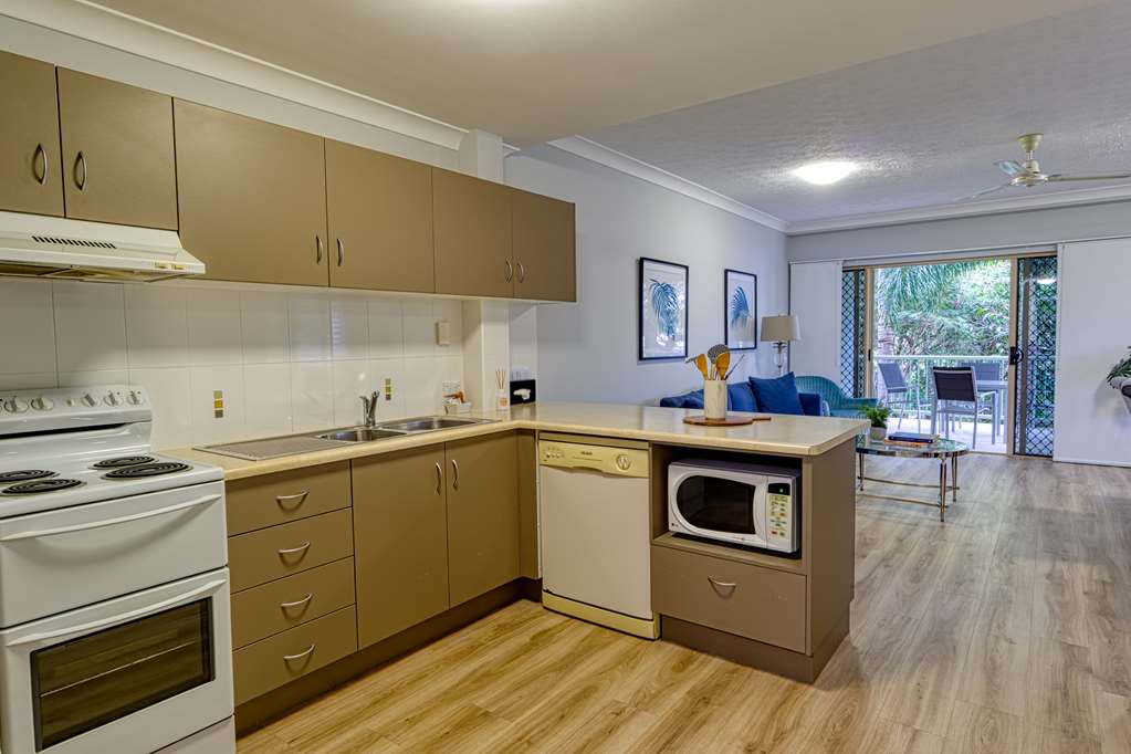 Townsville Southbank Apts-guestroom-Guest Room,Guest Room Amenity,Kitchen/Kitchenette,On-Site.jpg