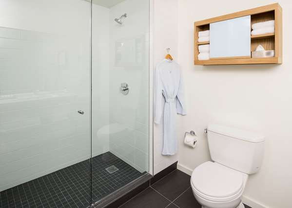  - Study at University of Chicago Hotel