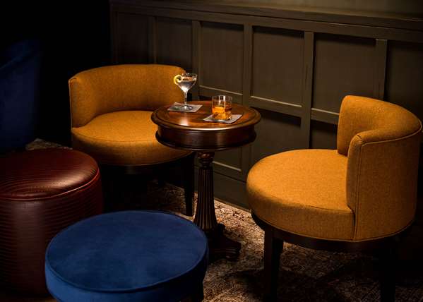 Restaurant - Study at University of Chicago Hotel