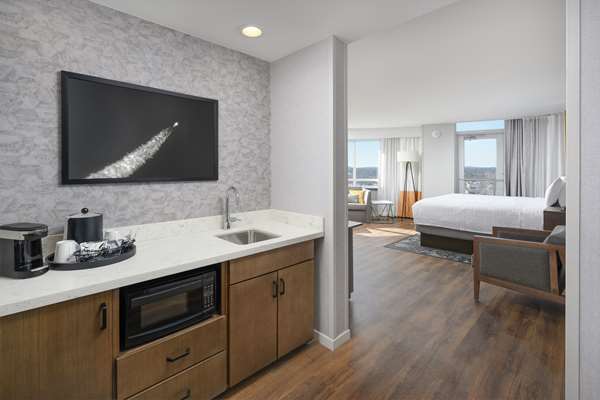  - Hampton Inn & Suites Downtown Huntsville