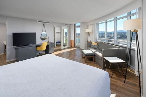  - Hampton Inn & Suites Downtown Huntsville