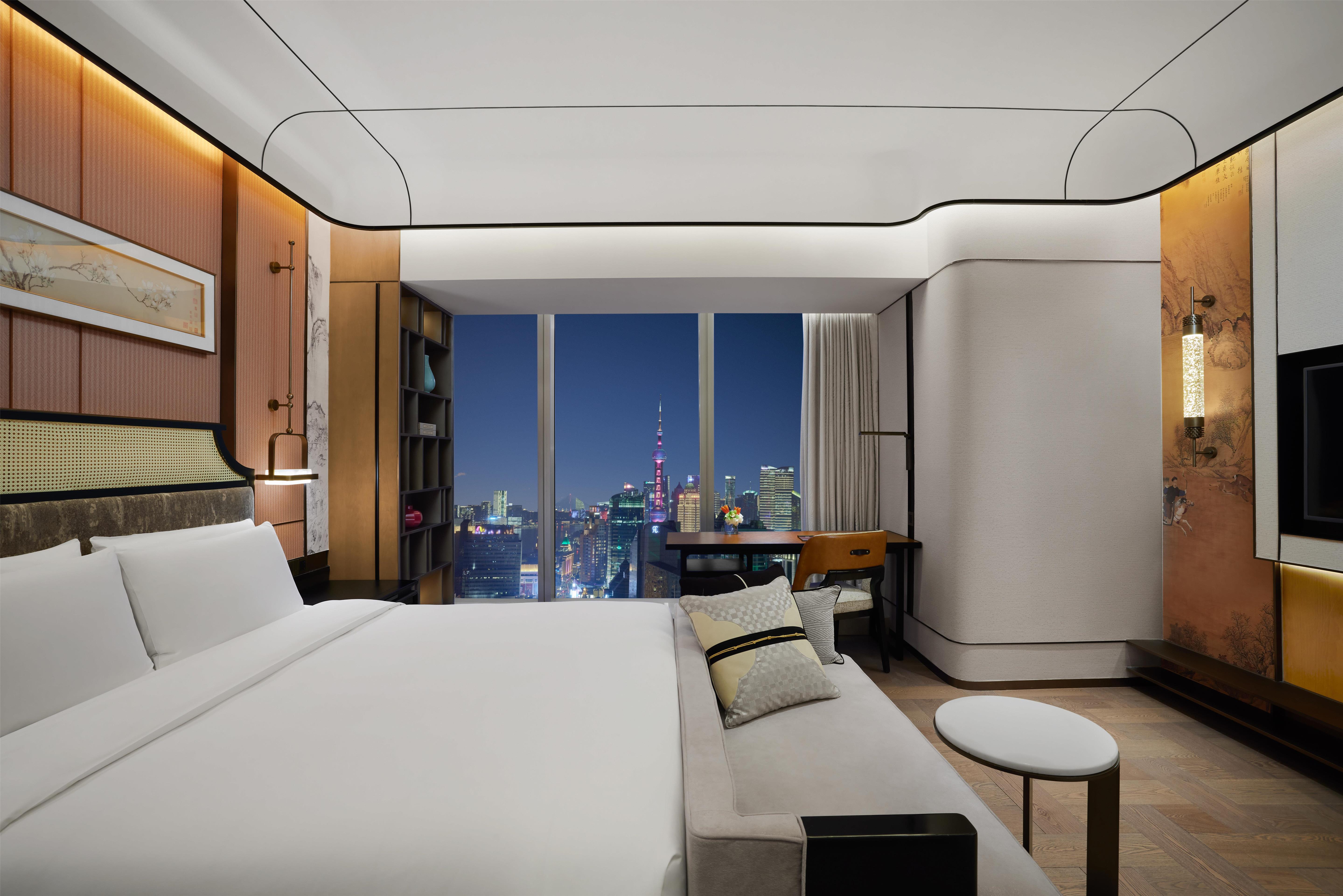 Conrad Shanghai by Hilton Room Type - KING EXECUTIVE BUND VIEW R
